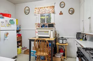 617 Phoebe St, Green Bay, WI 54303 - Photo 6
