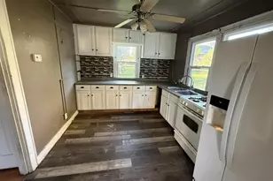N5801 Edgewood Rd, Shawano, WI 54166 - Photo 2