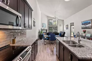 2580 Bay Harbor Cir, Green Bay, WI 54304 - Photo 2