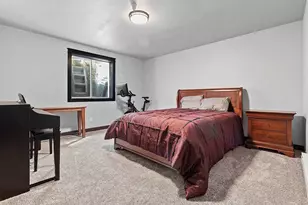 2580 Bay Harbor Cir, Green Bay, WI 54304 - Photo 28