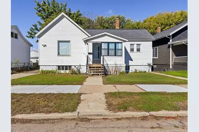 1008 15th Avenue, Menominee, MI 49858 - Photo 1