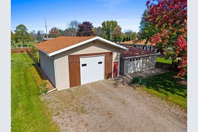 213 Main Street, Pulaski, WI 54162 - Photo 4