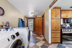 213 Main St, Pulaski, WI 54162 - Photo 8