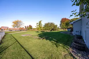 1755 Woodstock St, Oshkosh, WI 54904 - Photo 56