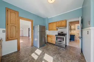 1561 W Prospect Ave, Appleton, WI 54914 - Photo 2