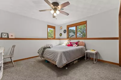 1605 Meadowbreeze Circle, Neenah, WI 54956 - Photo 40