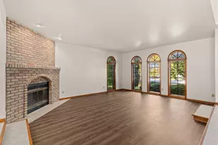 1580 Arboretum Dr, Oshkosh, WI 54901 - Photo 8