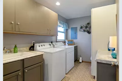 160 St Marys Boulevard, Green Bay, WI 54301 - Photo 22