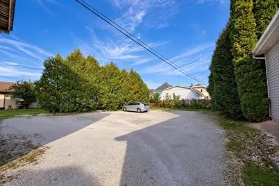 1115 S 15th Street, Manitowoc, WI 54220 - Photo 6
