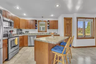 421 E 2nd St, Fond du Lac, WI 54935 - Photo 10