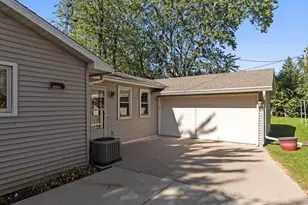 W7070 Verna Rd, Menasha, WI 54952 - Photo 40
