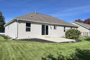 1916 Pink Dogwood Way, Green Bay, WI 54313 - Photo 20