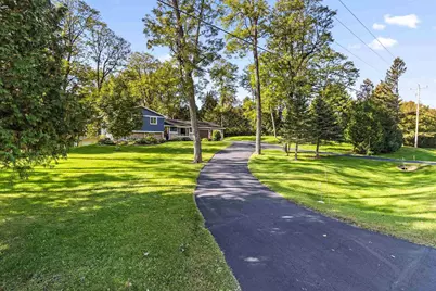 2347 School Lane, Green Bay, WI 54313 - Photo 8