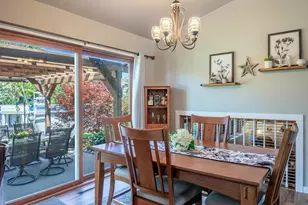 1267 Snowdon Dr, Oshkosh, WI 54904 - Photo 6