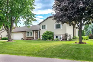 1267 Snowdon Dr, Oshkosh, WI 54904 - Photo 64