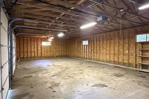 N2925 Pioneer Rd, Clintonville, WI 54929 - Photo 18