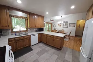 7910 Timberline Rd, Oconto Falls, WI 54154 - Photo 12