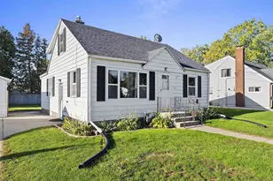 1101 9th St, Green Bay, WI 54304 - Photo 2