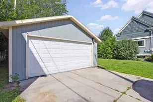 204 8th St, Fond du Lac, WI 54935 - Photo 6
