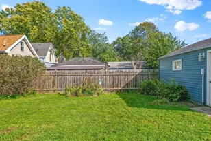 408 Michigan St, Oshkosh, WI 54902 - Photo 30