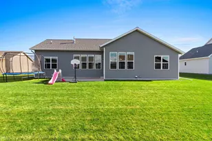 2985 E Bluetopaz Dr, Appleton, WI 54913 - Photo 38