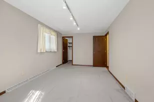 2911 S Dellwood St, Appleton, WI 54915 - Photo 26