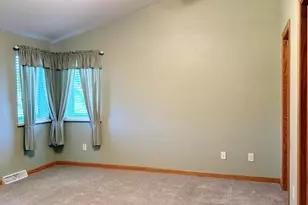 1759 Briarwood Ct, De Pere, WI 54115 - Photo 14