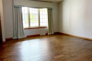 1759 Briarwood Ct, De Pere, WI 54115 - Photo 6