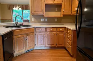 1759 Briarwood Ct, De Pere, WI 54115 - Photo 12