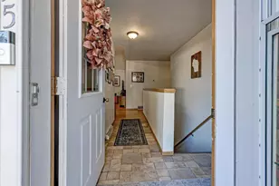925 S Covenant Ln, Appleton, WI 54915 - Photo 4