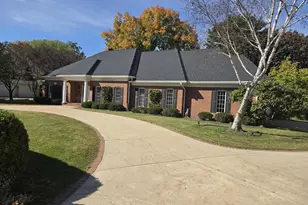326 Braebourne Ct, Green Bay, WI 54301 - Photo 6