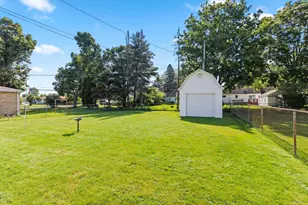 1134 N Locust St, Green Bay, WI 54303 - Photo 44