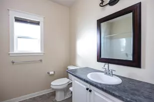 532 Patrick Ln, Pulaski, WI 54162 - Photo 18