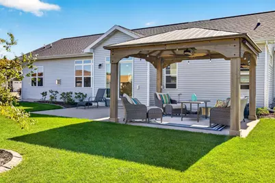 2224 Madelynn Lane, Neenah, WI 54956 - Photo 56
