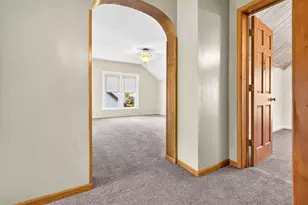 709 W New York Ave, Oshkosh, WI 54901 - Photo 34