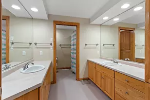 1789 Maidstone Cir, Green Bay, WI 54313 - Photo 40
