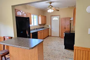 403 Horne St, Redgranite, WI 54970 - Photo 4