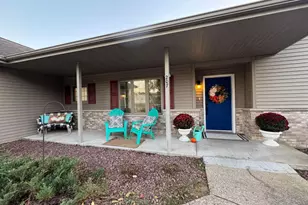 207 Park Ln, Clintonville, WI 54929 - Photo 4