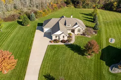 W2244 Secluded Court, Kaukauna, WI 54130 - Photo 4