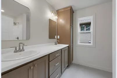 2480 Brenner Place, Green Bay, WI 54301 - Photo 20
