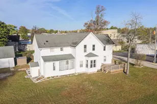 818 E Groninger St, Suring, WI 54174 - Photo 4