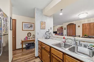 816 S Park Ave, Fond du Lac, WI 54935 - Photo 8