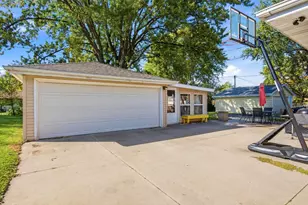 2219 N Elinor St, Appleton, WI 54914 - Photo 30
