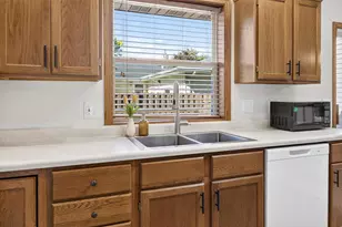 613 W 9th St, Kaukauna, WI 54130 - Photo 16