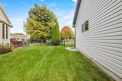4030 Prairie Lane, Oshkosh, WI 54901 - Photo 36