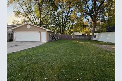 1020 Wirtz Avenue, Green Bay, WI 54304 - Photo 18