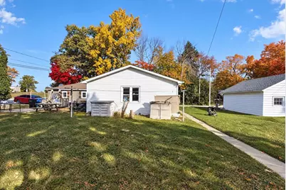 1532 Maple Avenue, Oshkosh, WI 54902 - Photo 20