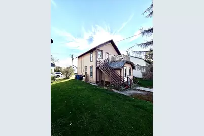 538 Ceape Avenue, Oshkosh, WI 54901 - Photo 2