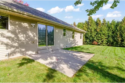 4021 S Parker Way, De Pere, WI 54115 - Photo 4