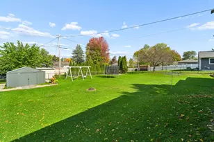 524 W 10th St, Kaukauna, WI 54130 - Photo 26